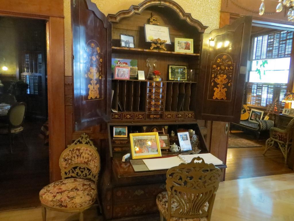 קי וסט Amsterdam'S Curry Mansion Inn מראה חיצוני תמונה