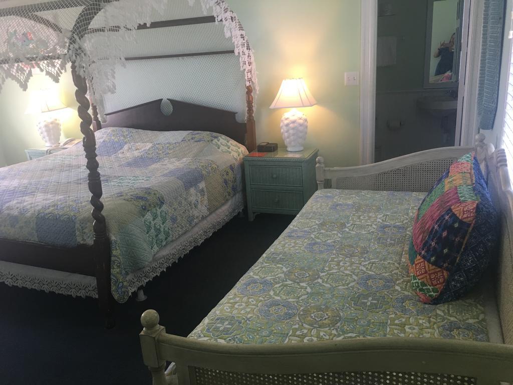 קי וסט Amsterdam'S Curry Mansion Inn מראה חיצוני תמונה